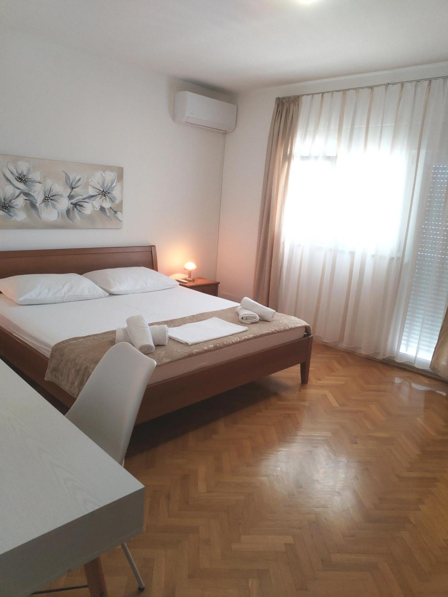 Galovac  Apartments"Nika" With Private Pool מראה חיצוני תמונה